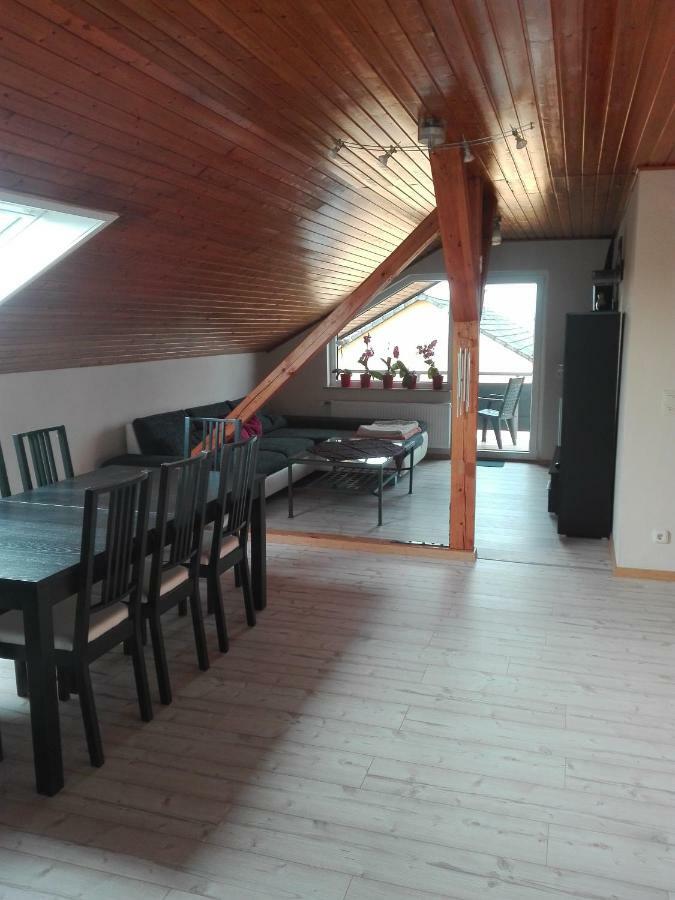 Obere Ferienwohnung Asshoff Zwischen Odenwald, Taubertal Und Bauland Berolzheim Kültér fotó