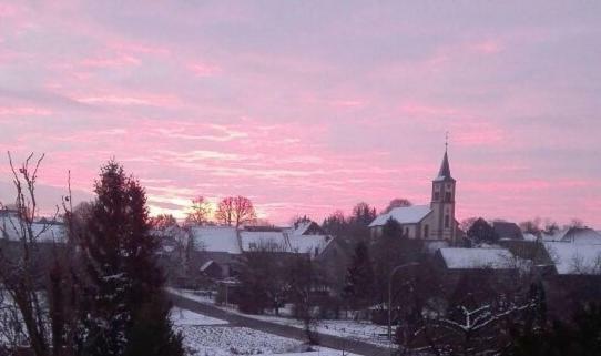 Obere Ferienwohnung Asshoff Zwischen Odenwald, Taubertal Und Bauland Berolzheim Kültér fotó